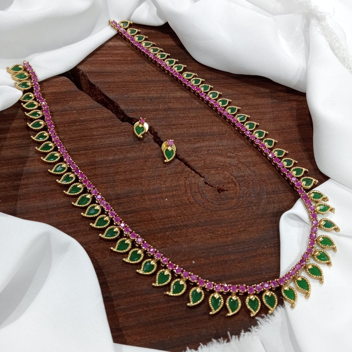 Emerald haaram