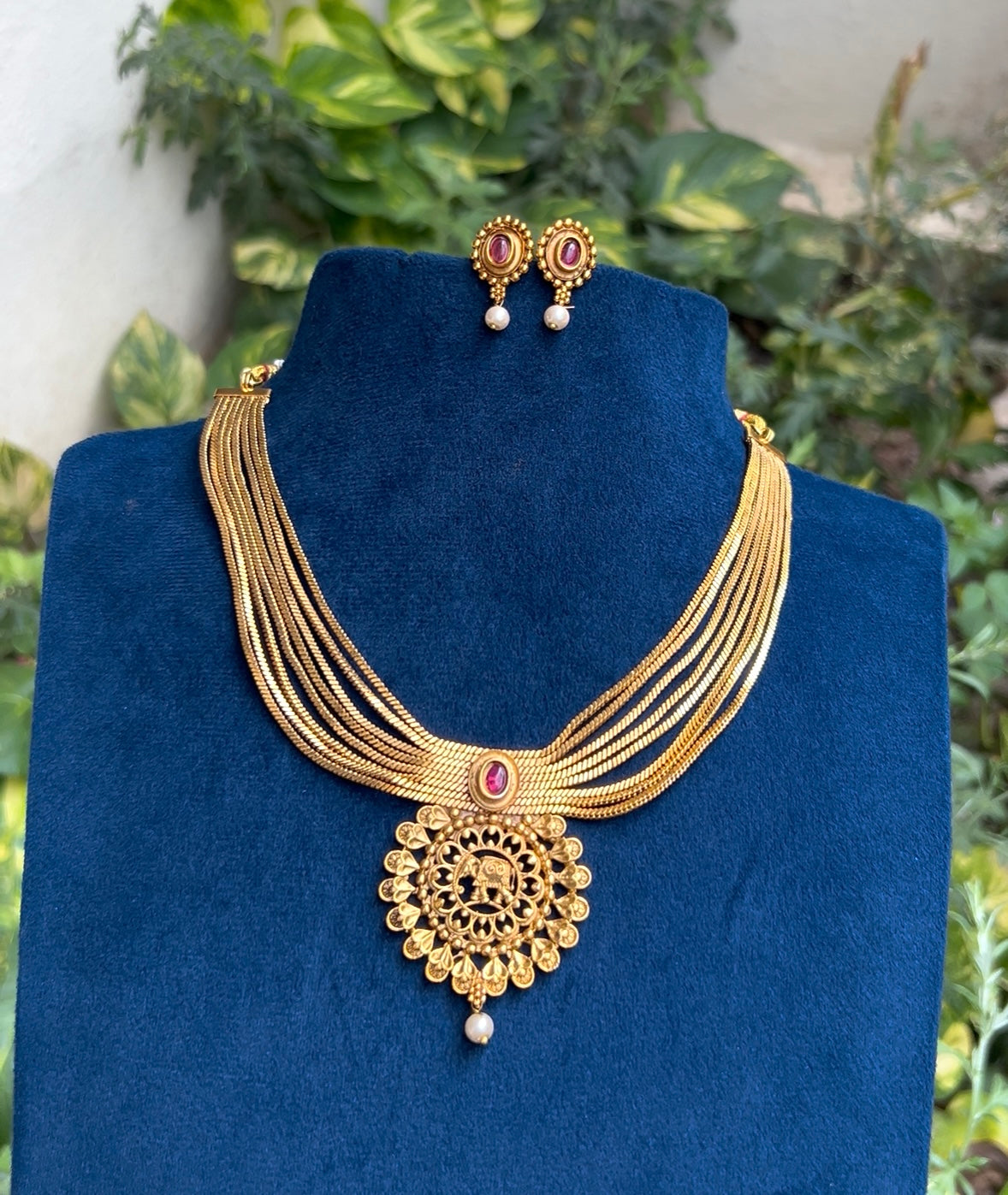 Layered necklace