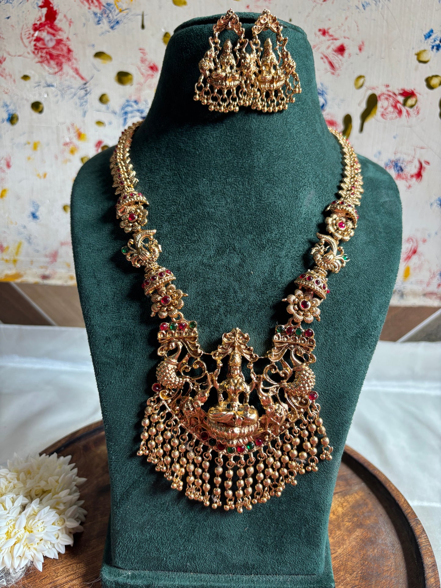 Lakshmi drops haaram