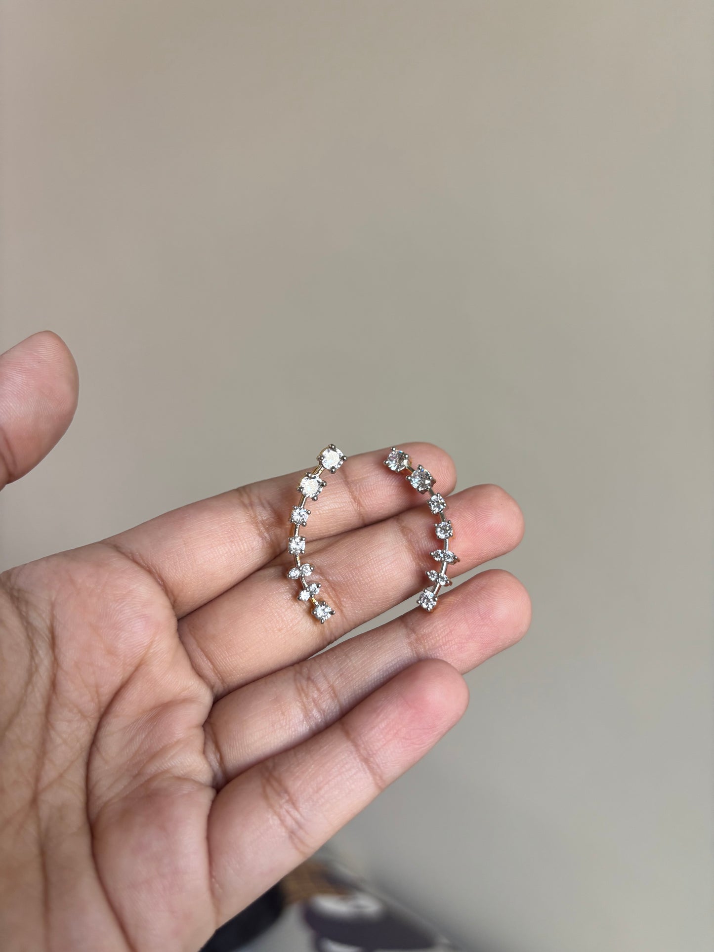 Ad cuffs