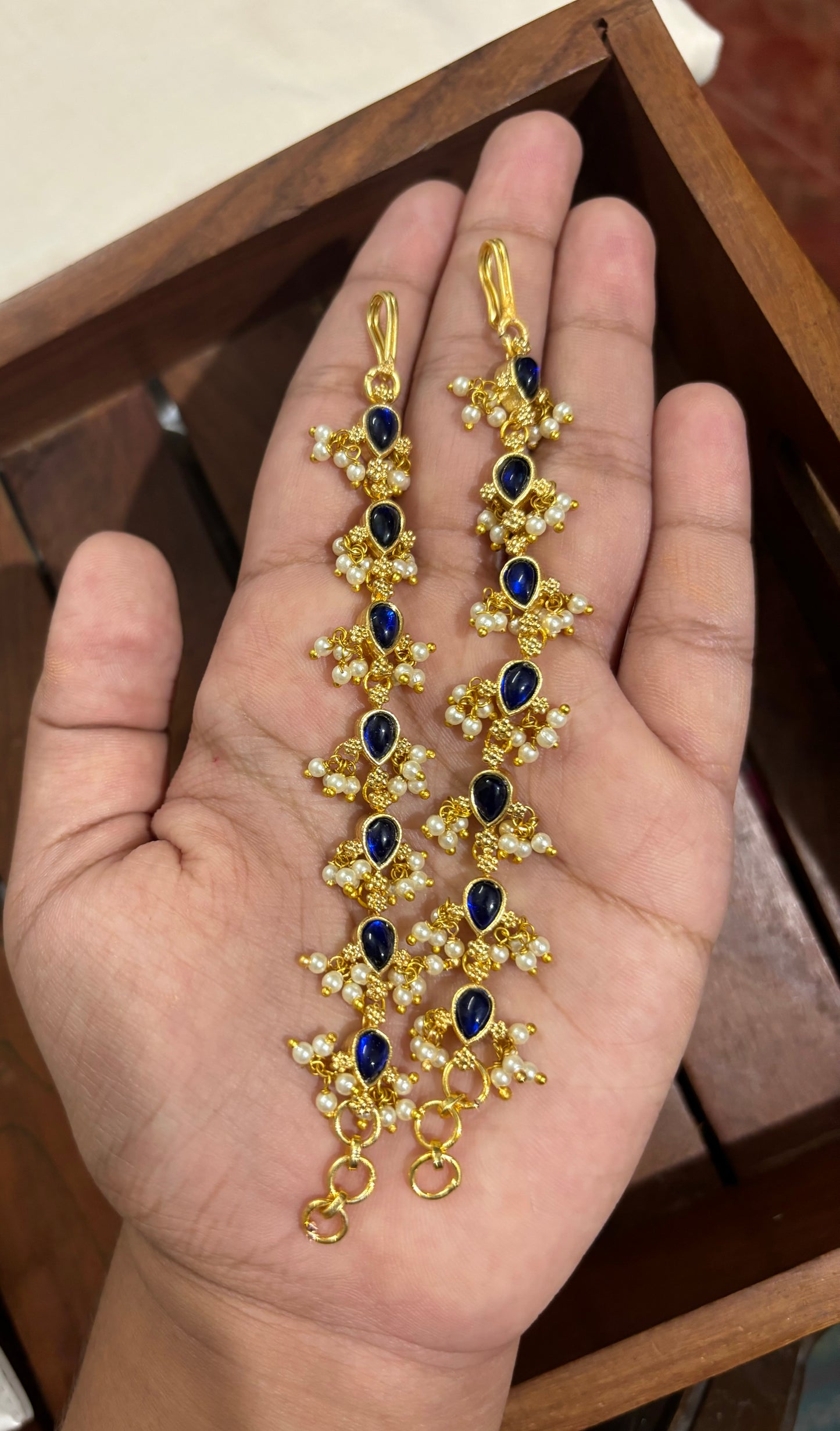 Kemp earchains
