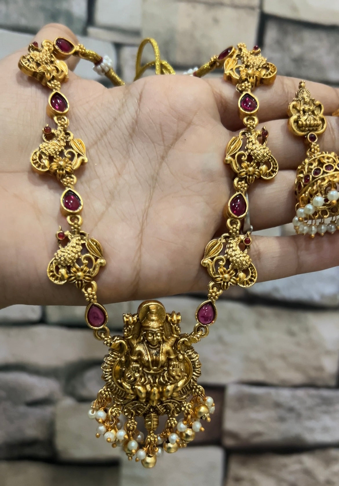 Peacock stone Lakshmi set