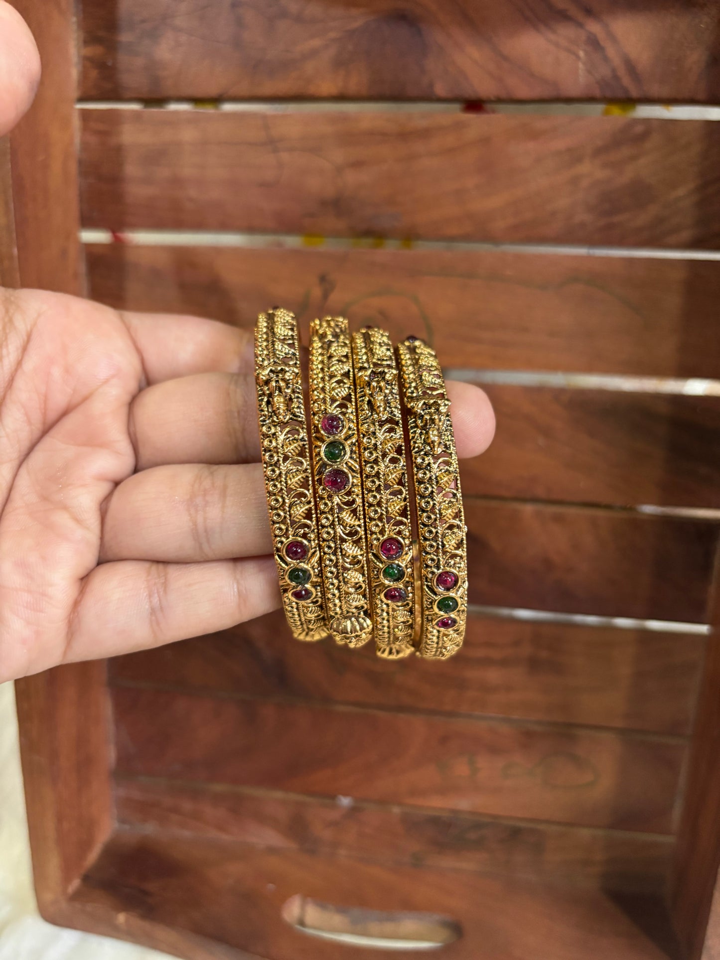 Bridal bangles