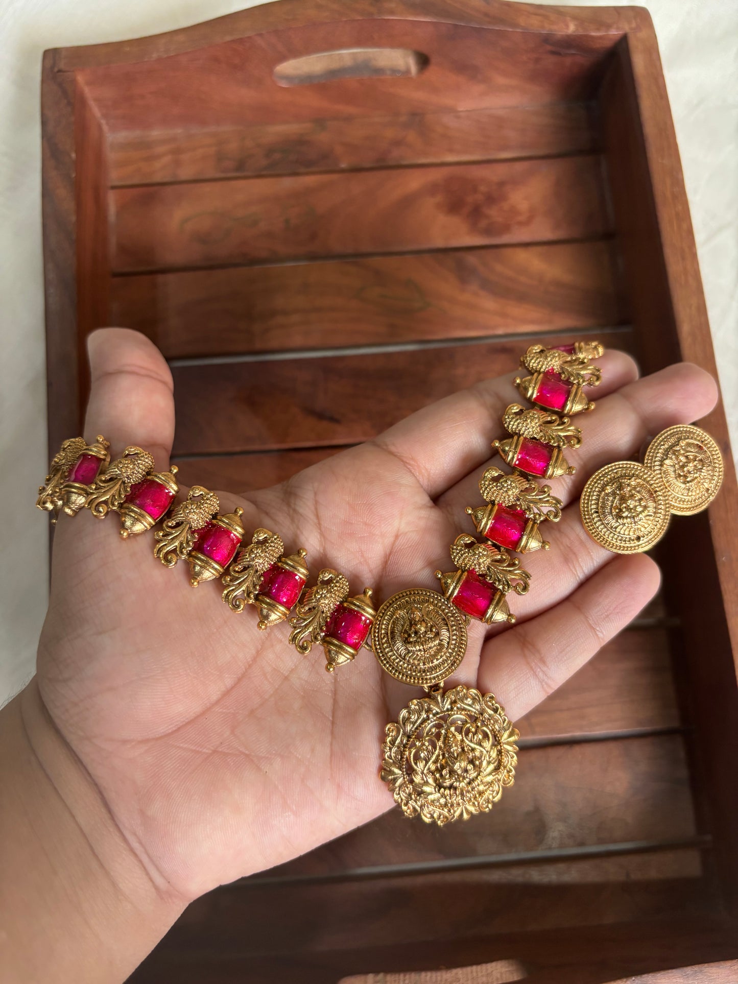 Enamel adigai