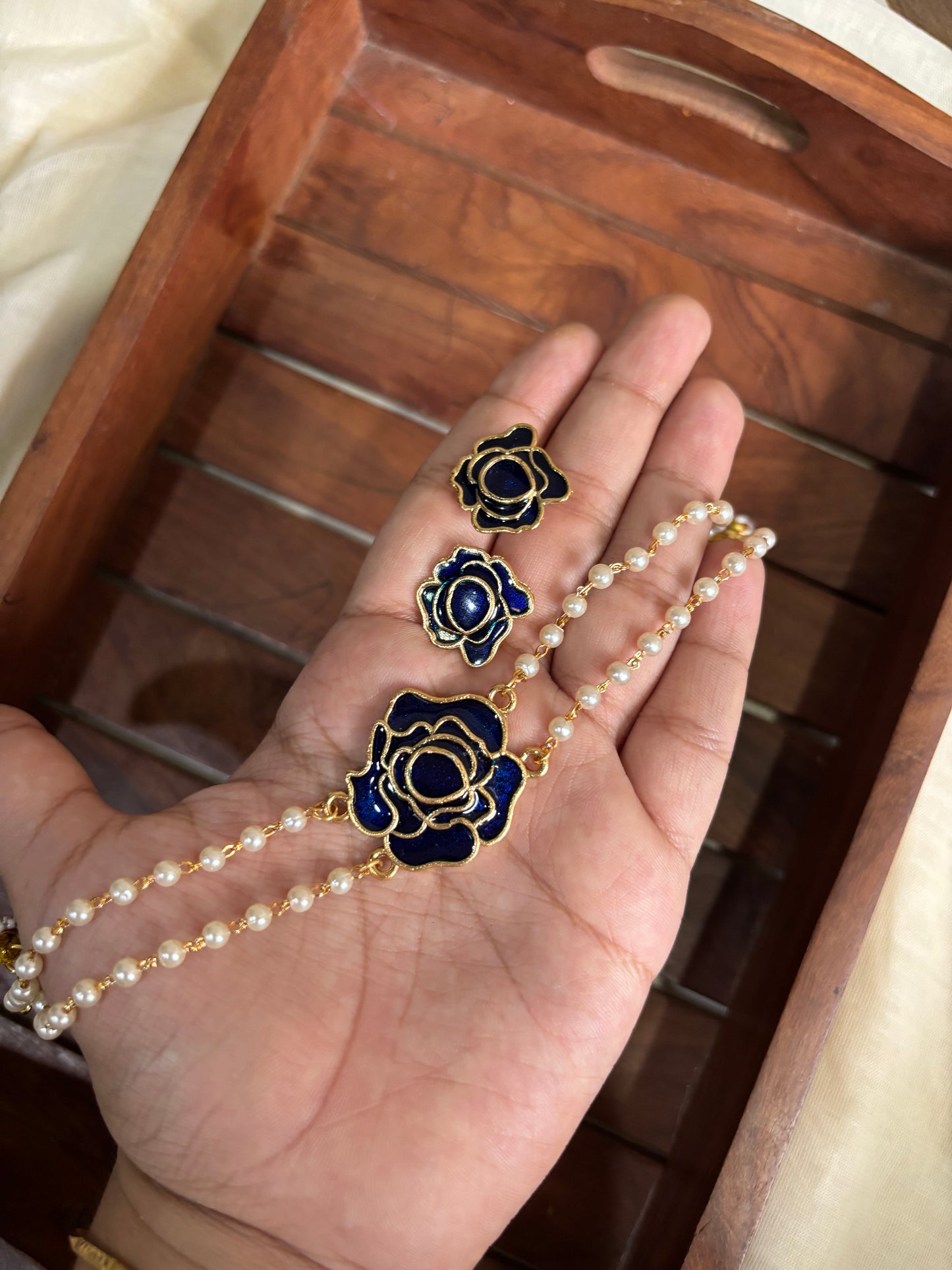 Choker-35