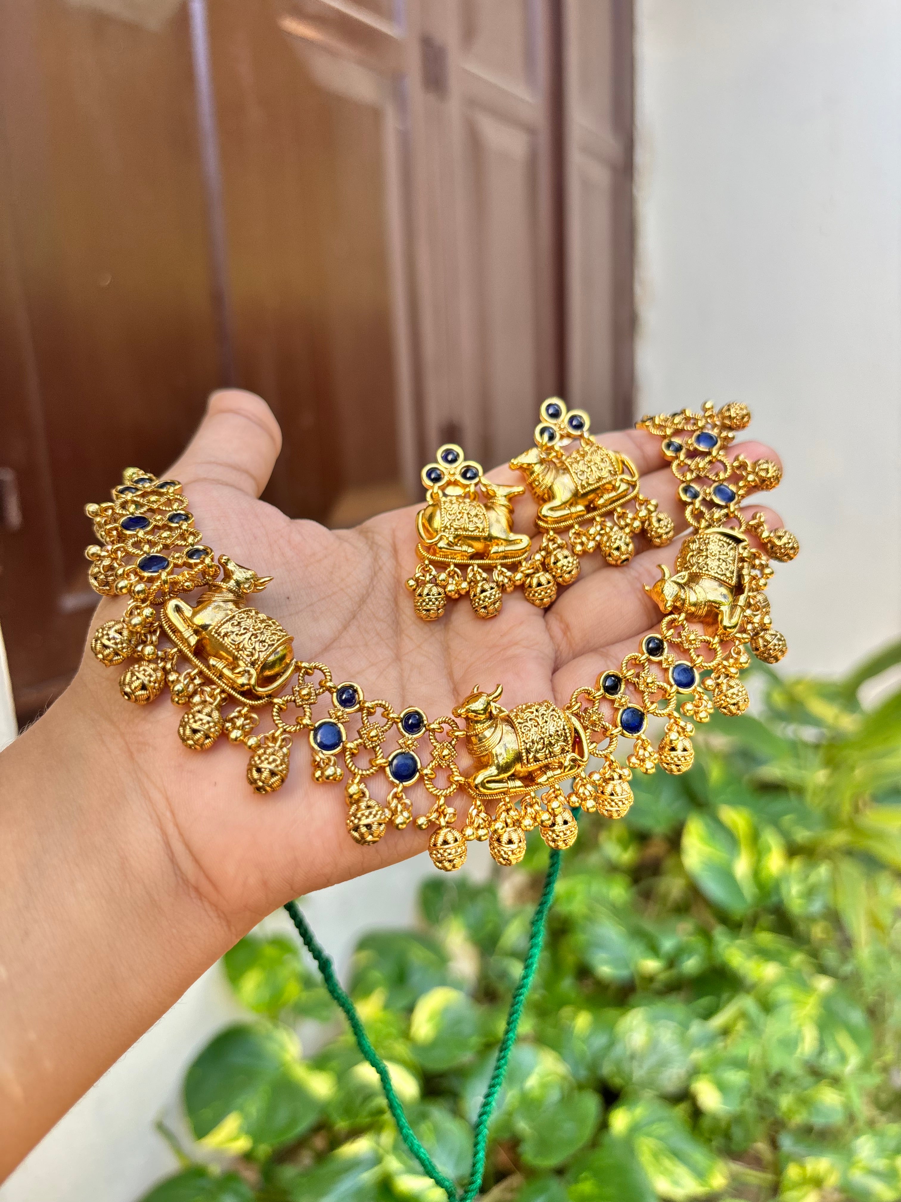 Sapphire Nandi necklace