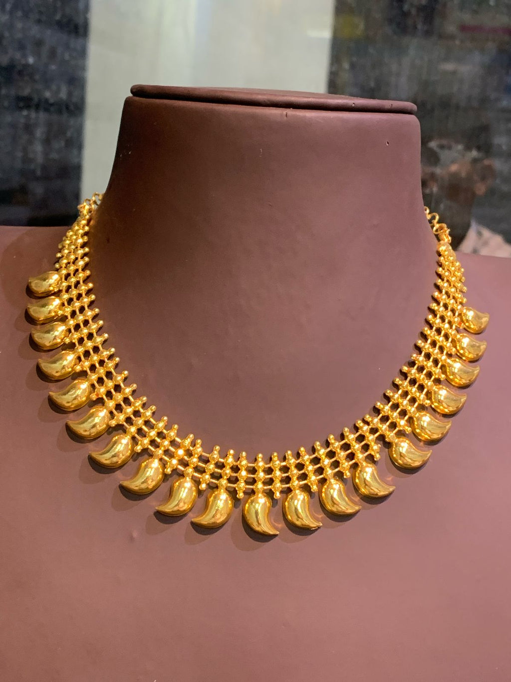 Mango necklace