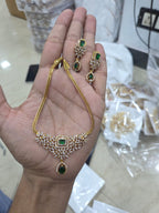 Mesh ad necklace