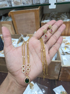 Chain stone neckpiece