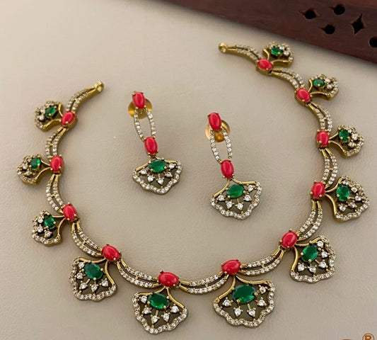 Emerald coral necklace