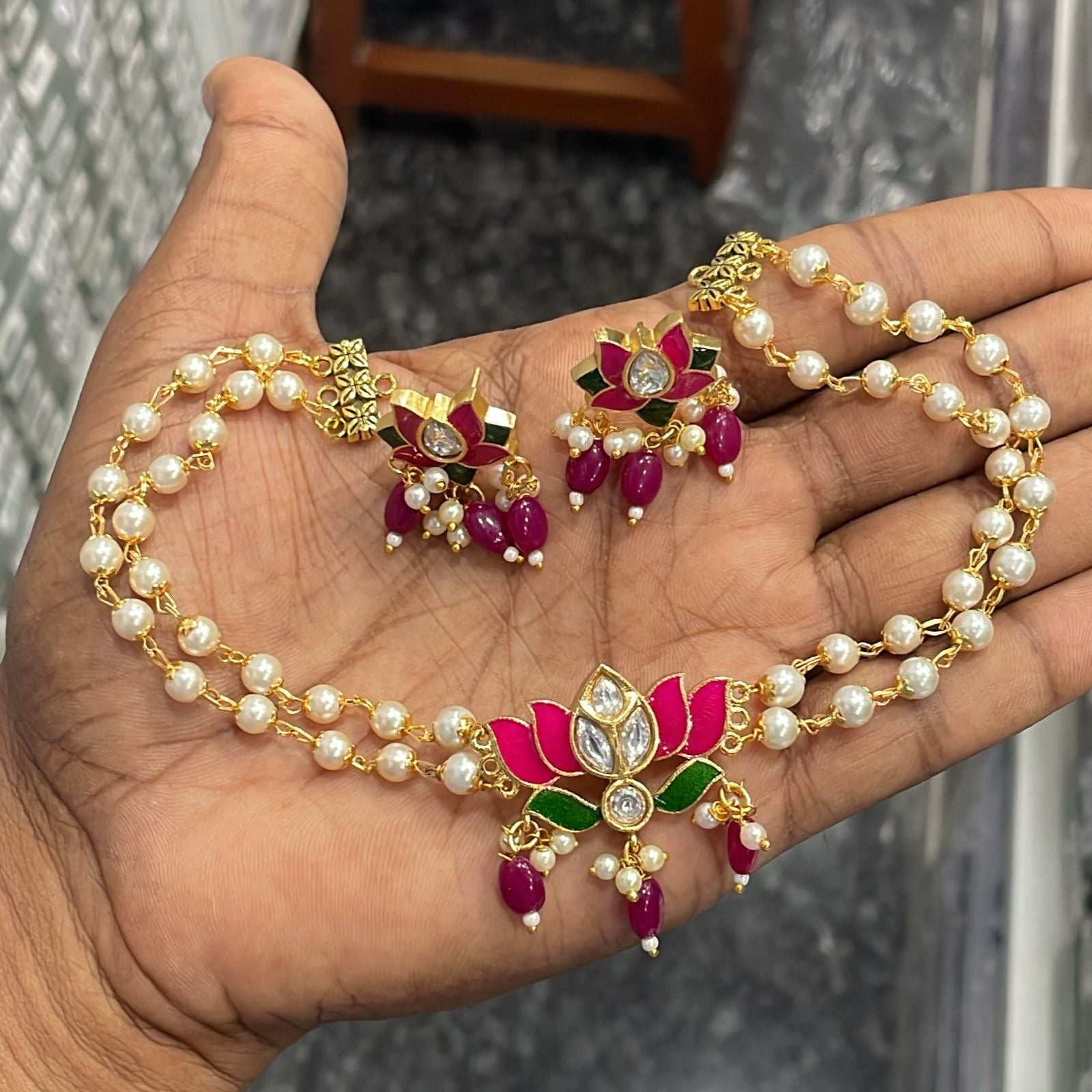 2 line lotus set