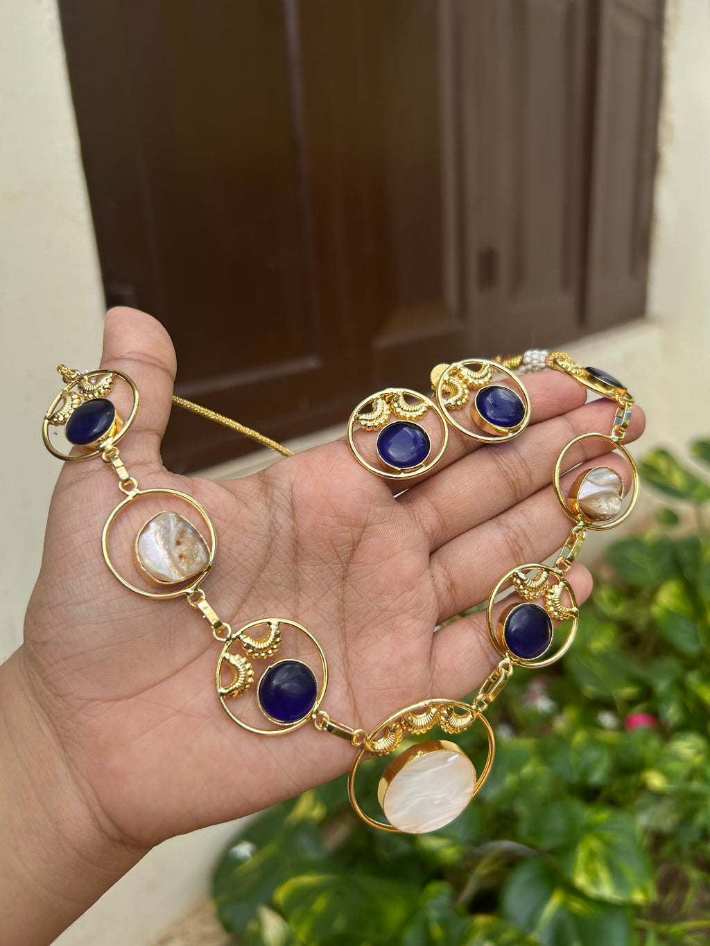 Mop necklace