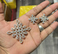 Kolam pendent with earrings