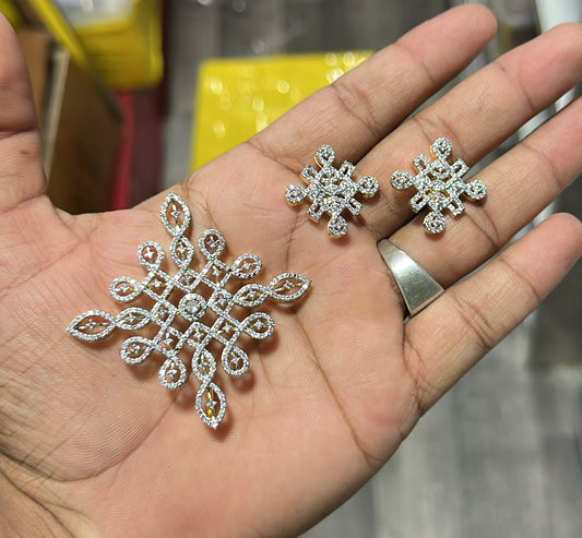 Kolam pendent with earrings