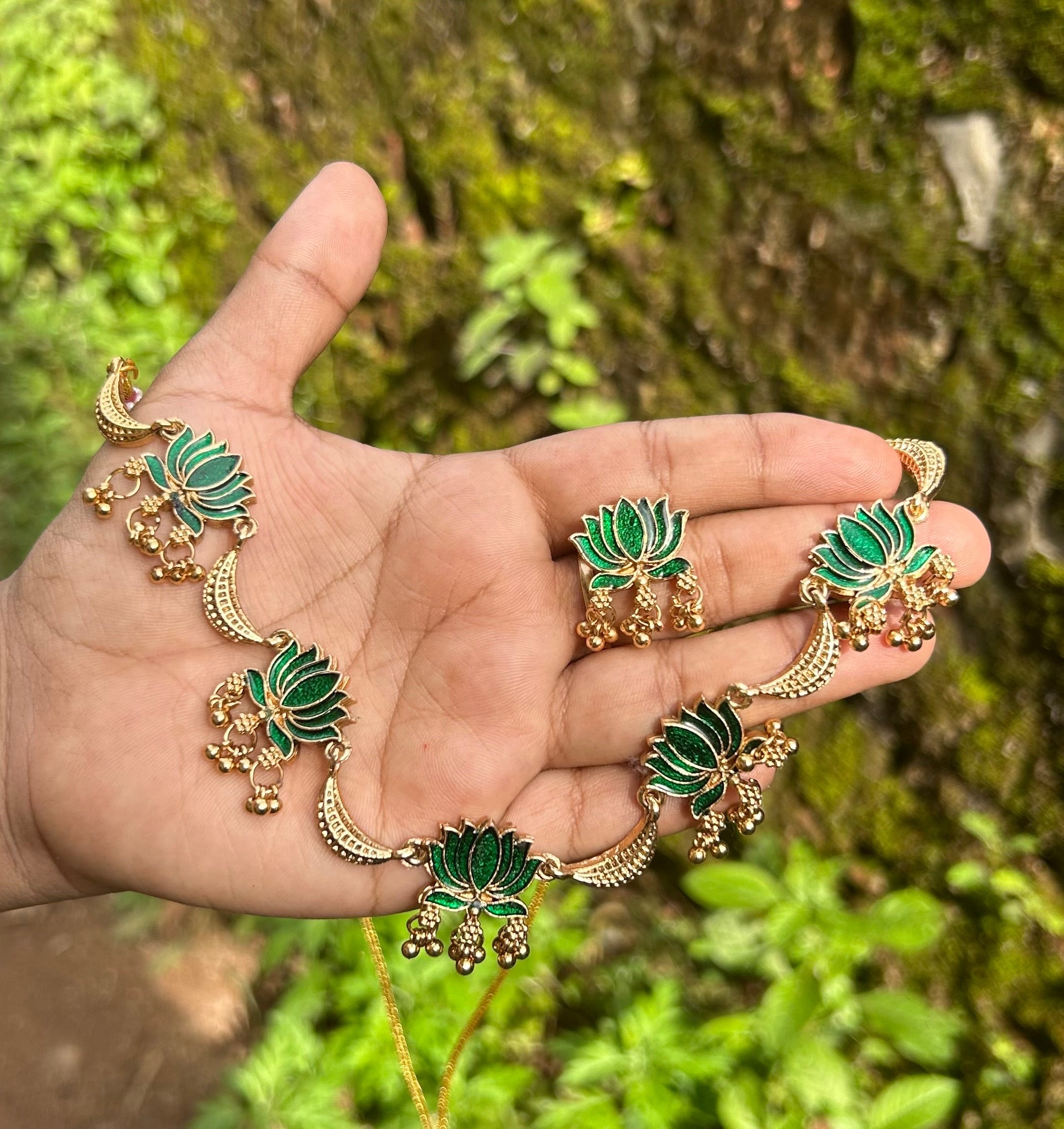 Lotus gungroo
