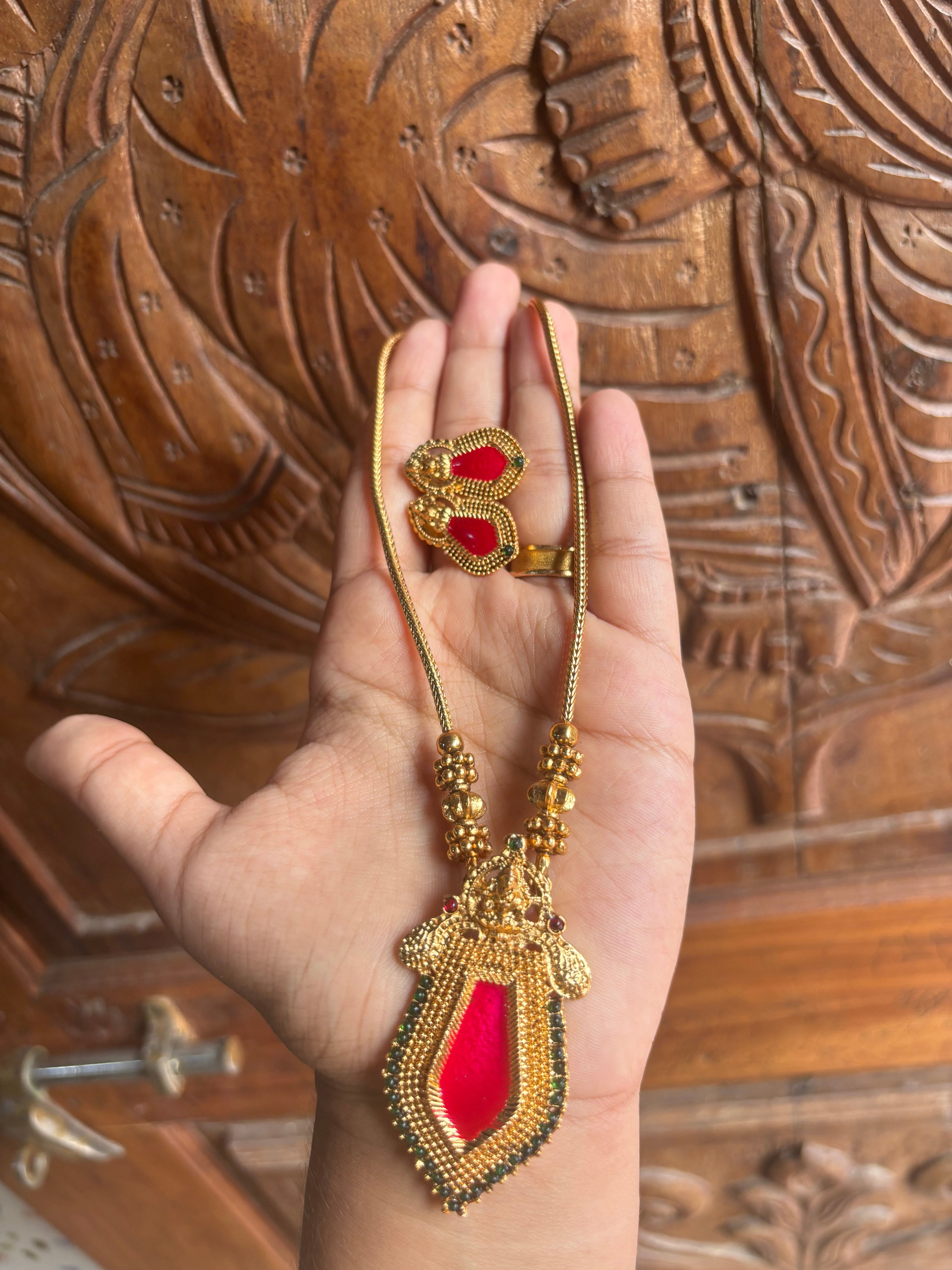 BFS-palakka pendent