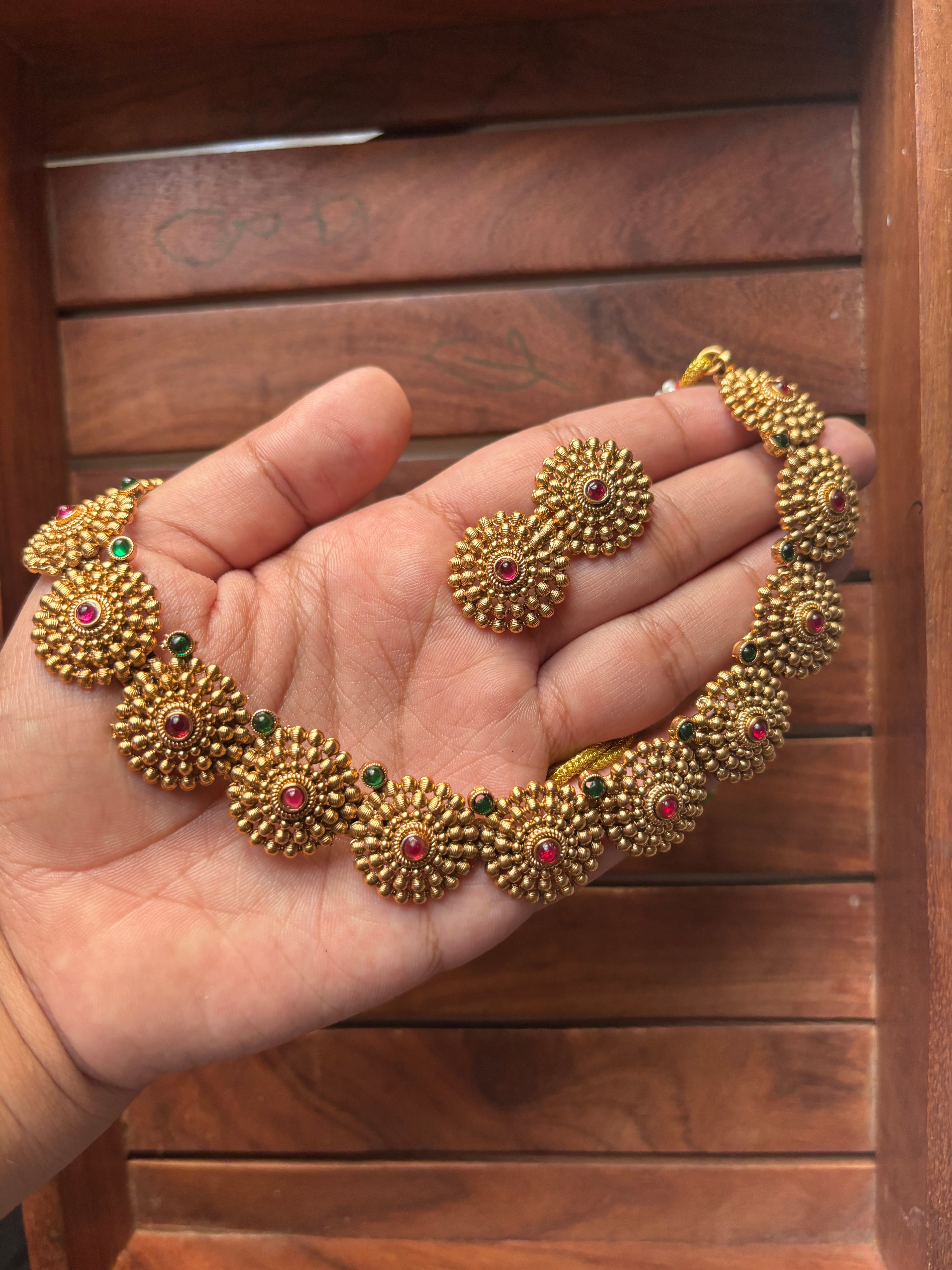 Yuga necklace