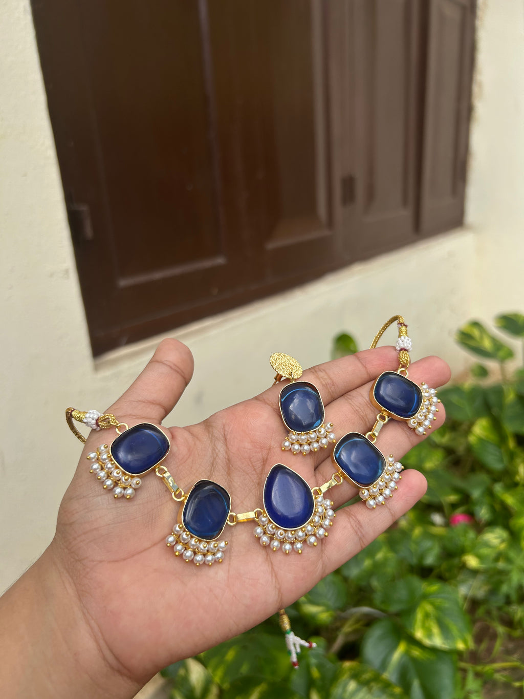 Natural stone choker