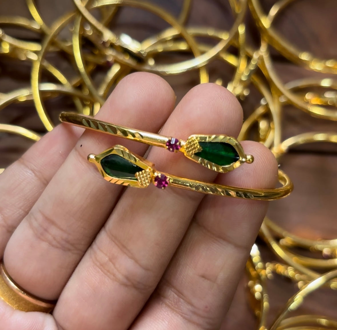 Palakka adjustable bangle