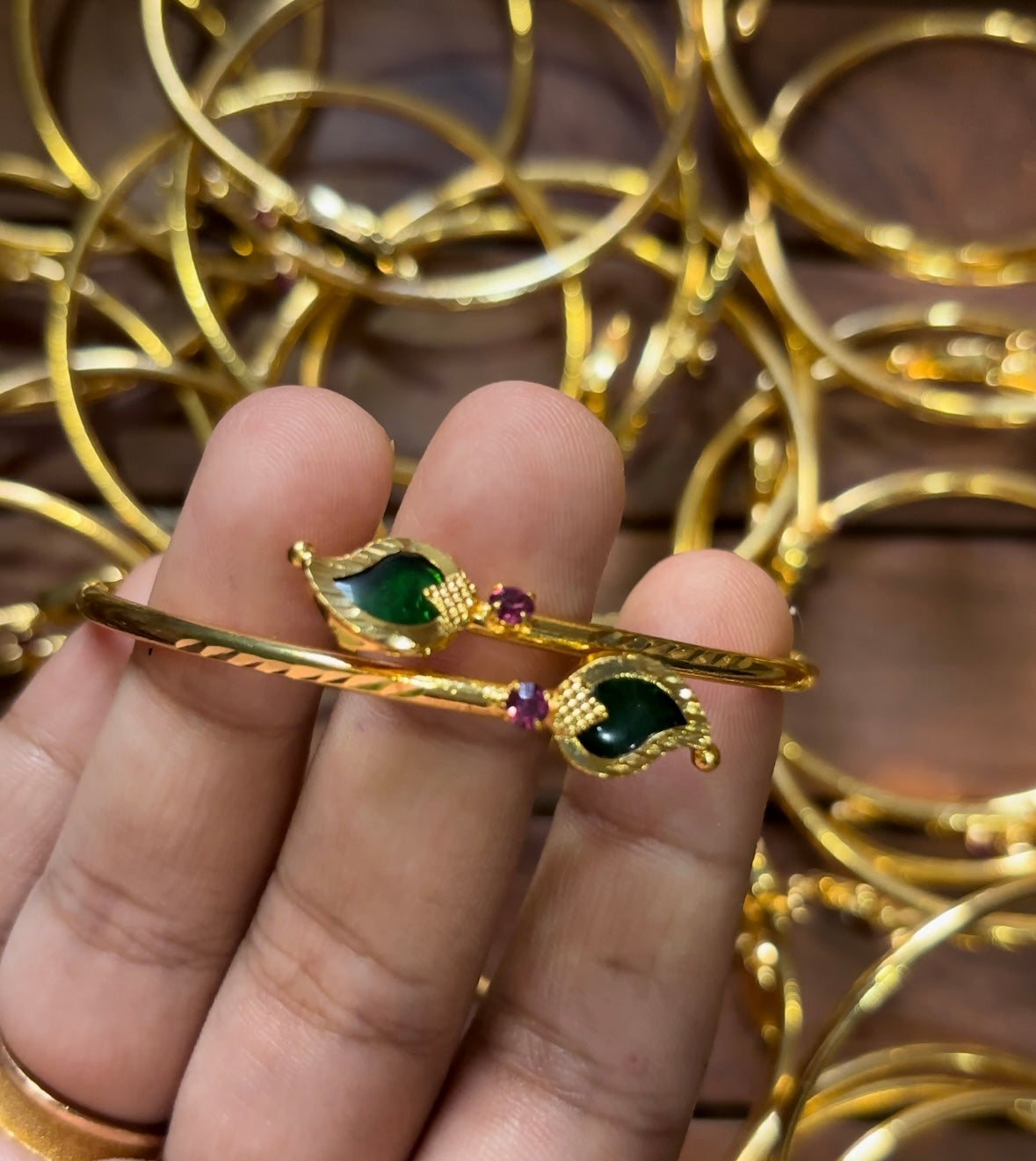 Palakka adjustable bangle