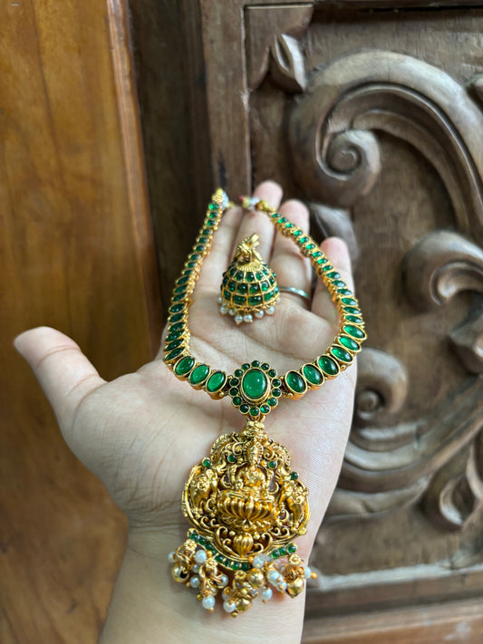 Green stone adigai