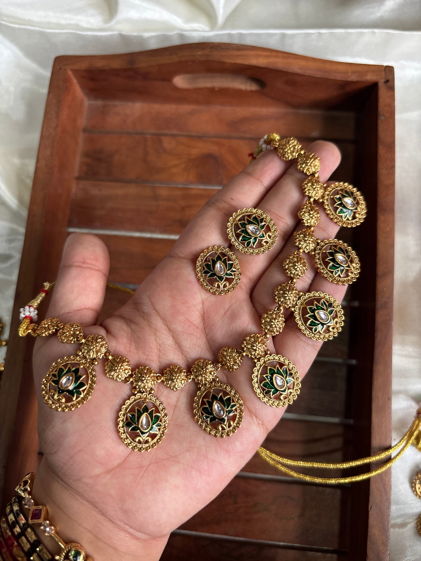 Lotus drops necklace