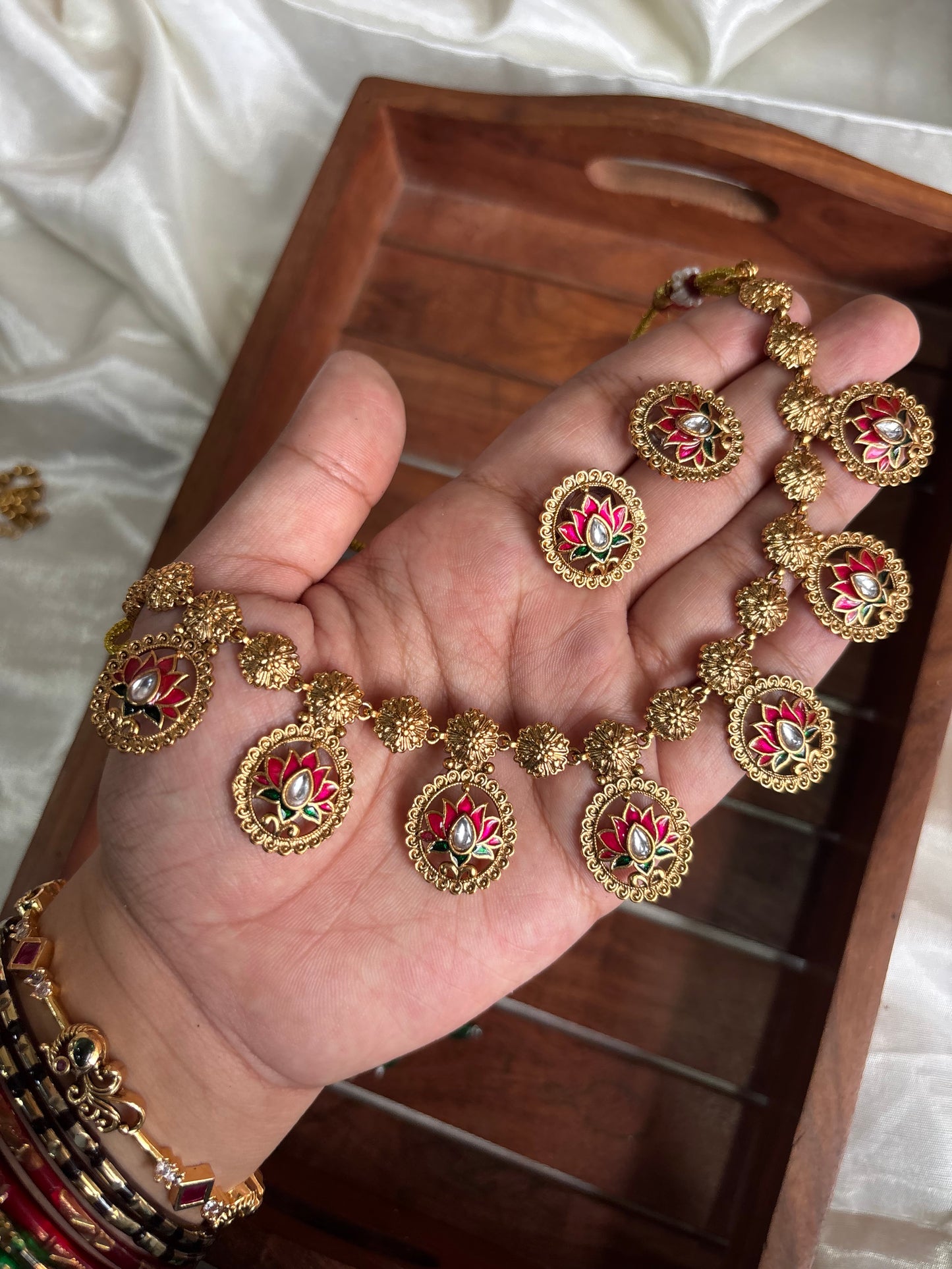 Lotus drops necklace