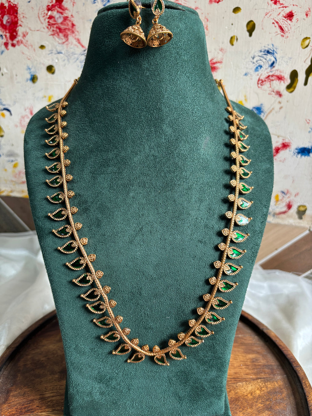 Mango enamel haaram