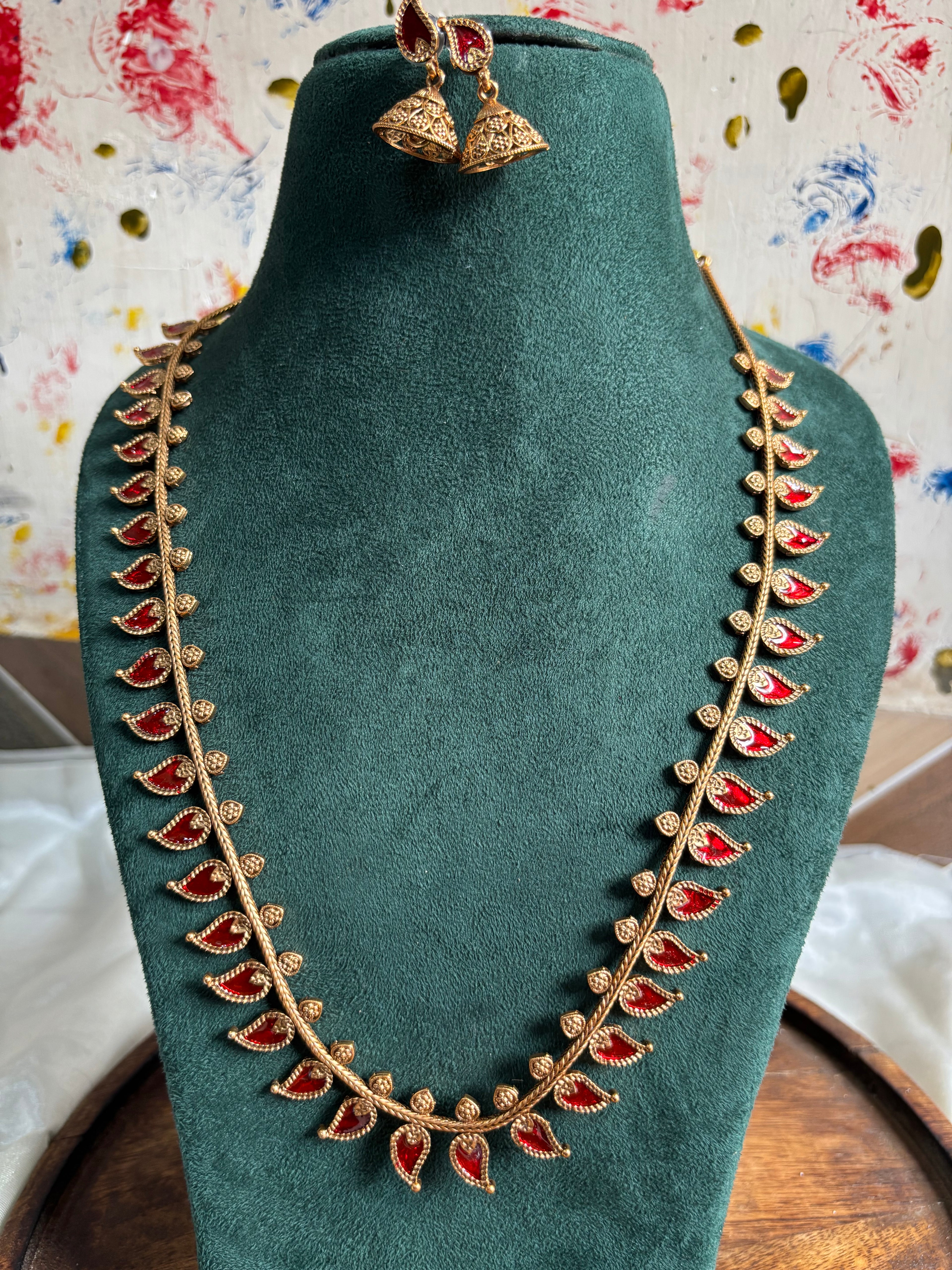 Mango enamel haaram