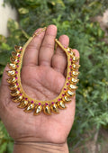Stone mango necklace
