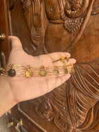 Coin choker