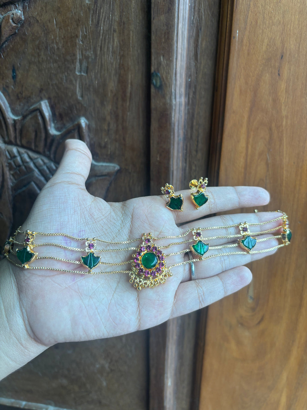 Palakka choker