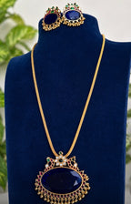 Royal pendent set