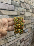 Kemp bangles