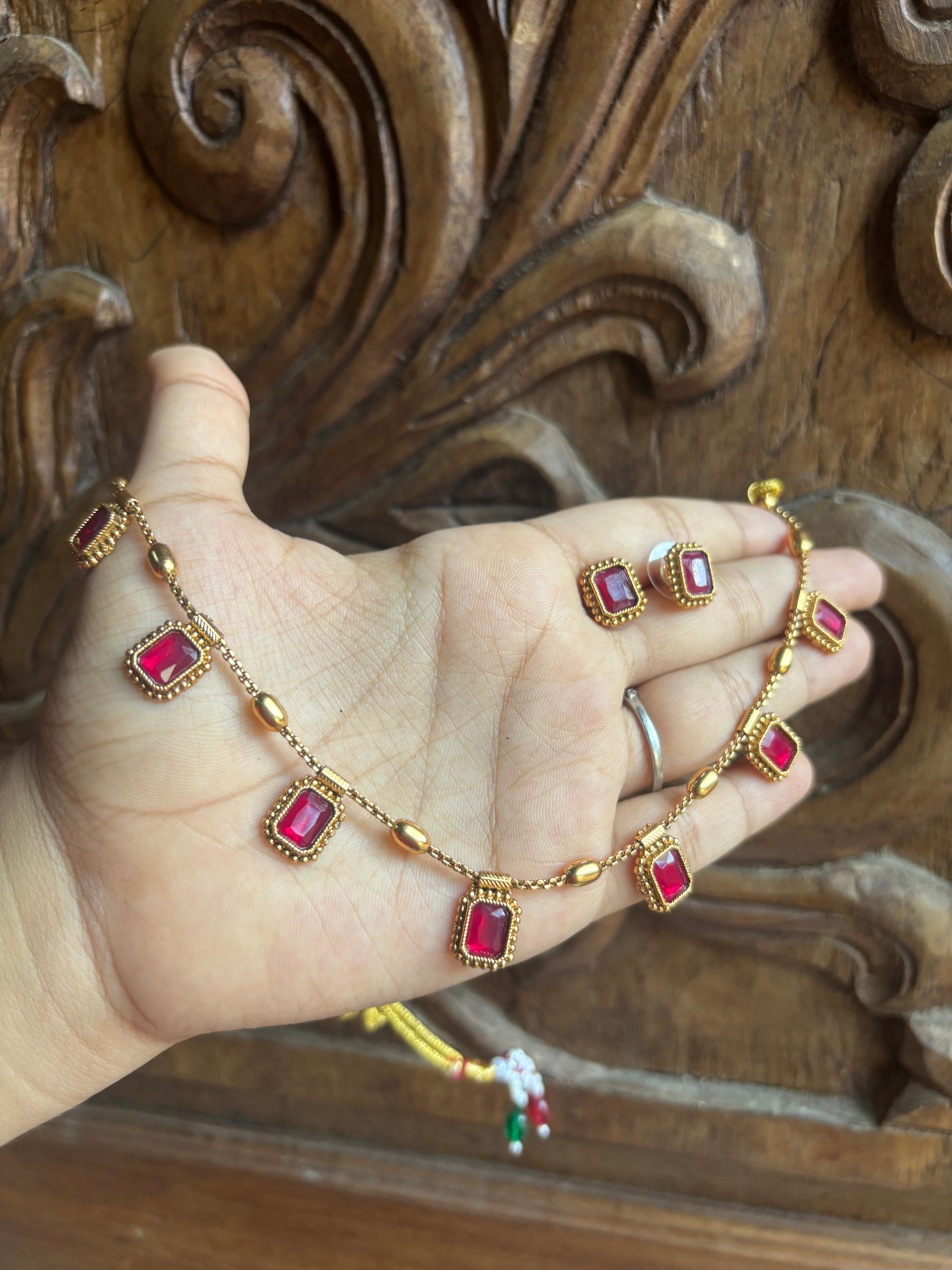 Mudra chokers