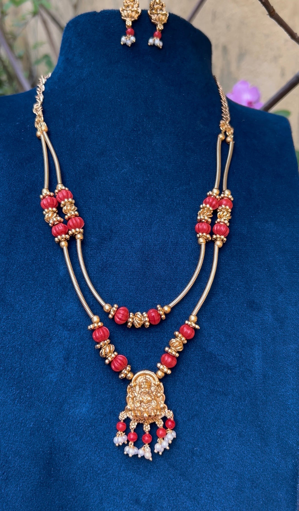2 layer Devi set