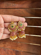 Chandbali jhumka