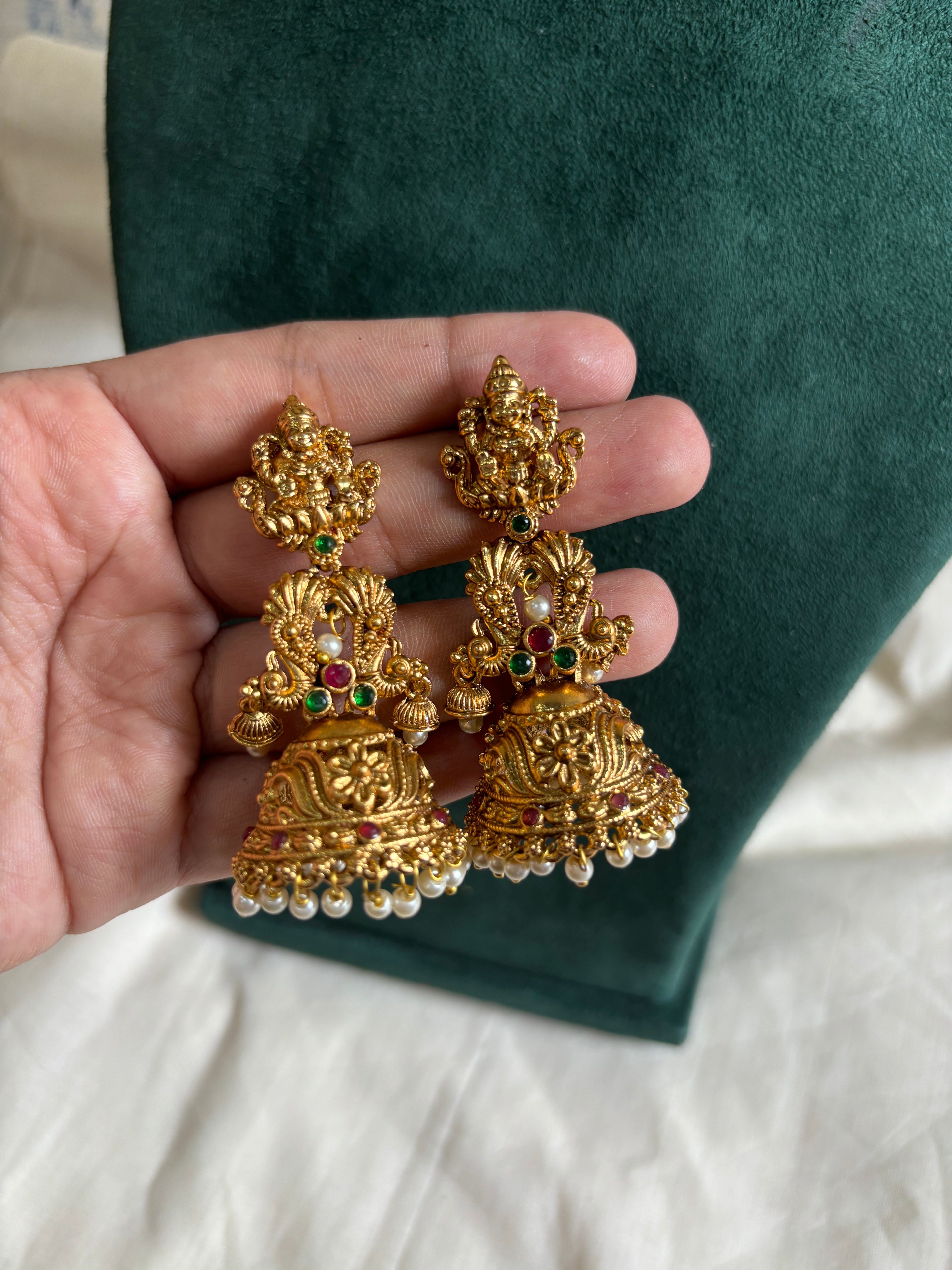 Bridal jhumkas-32