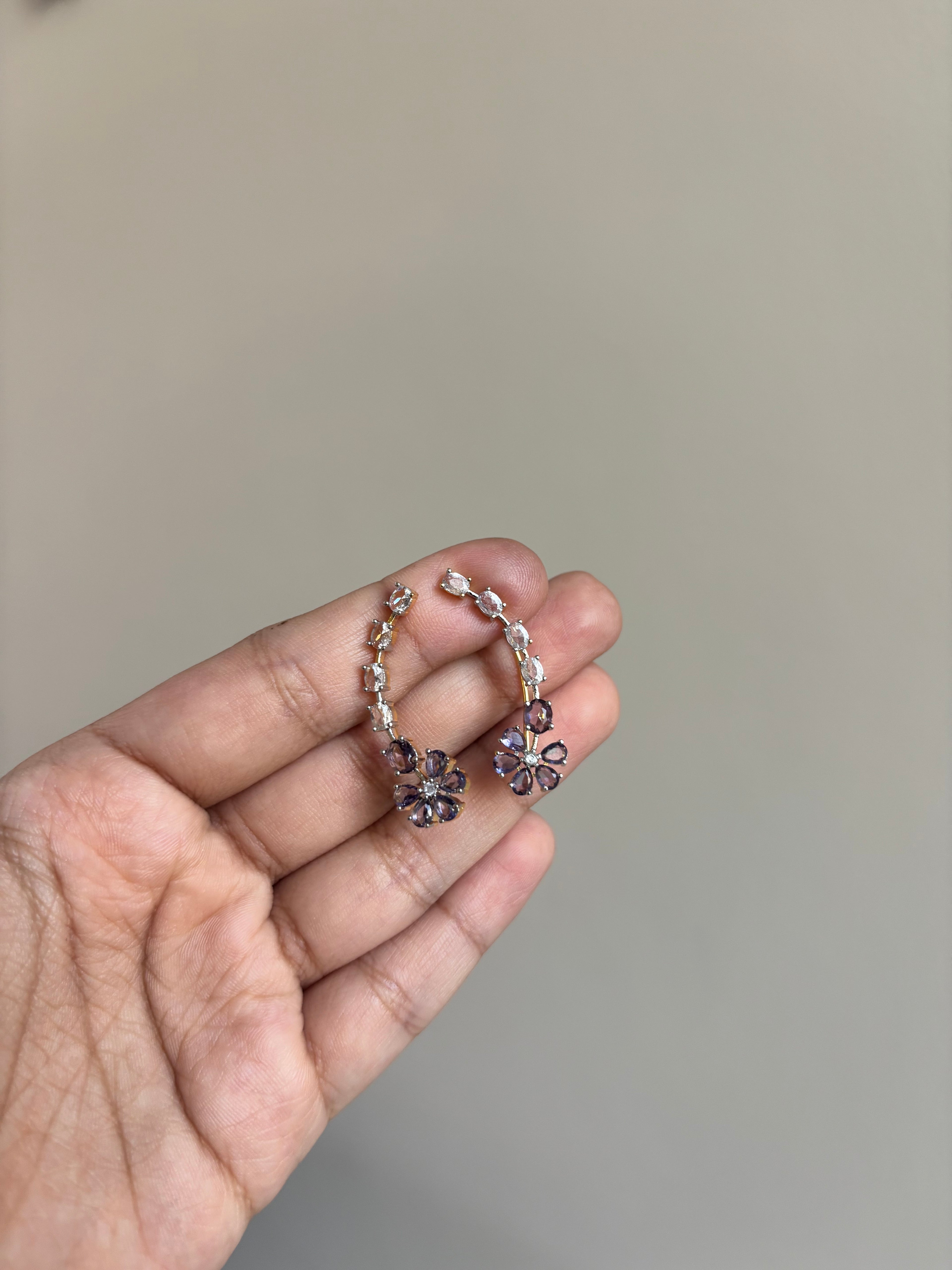 Ad cuffs