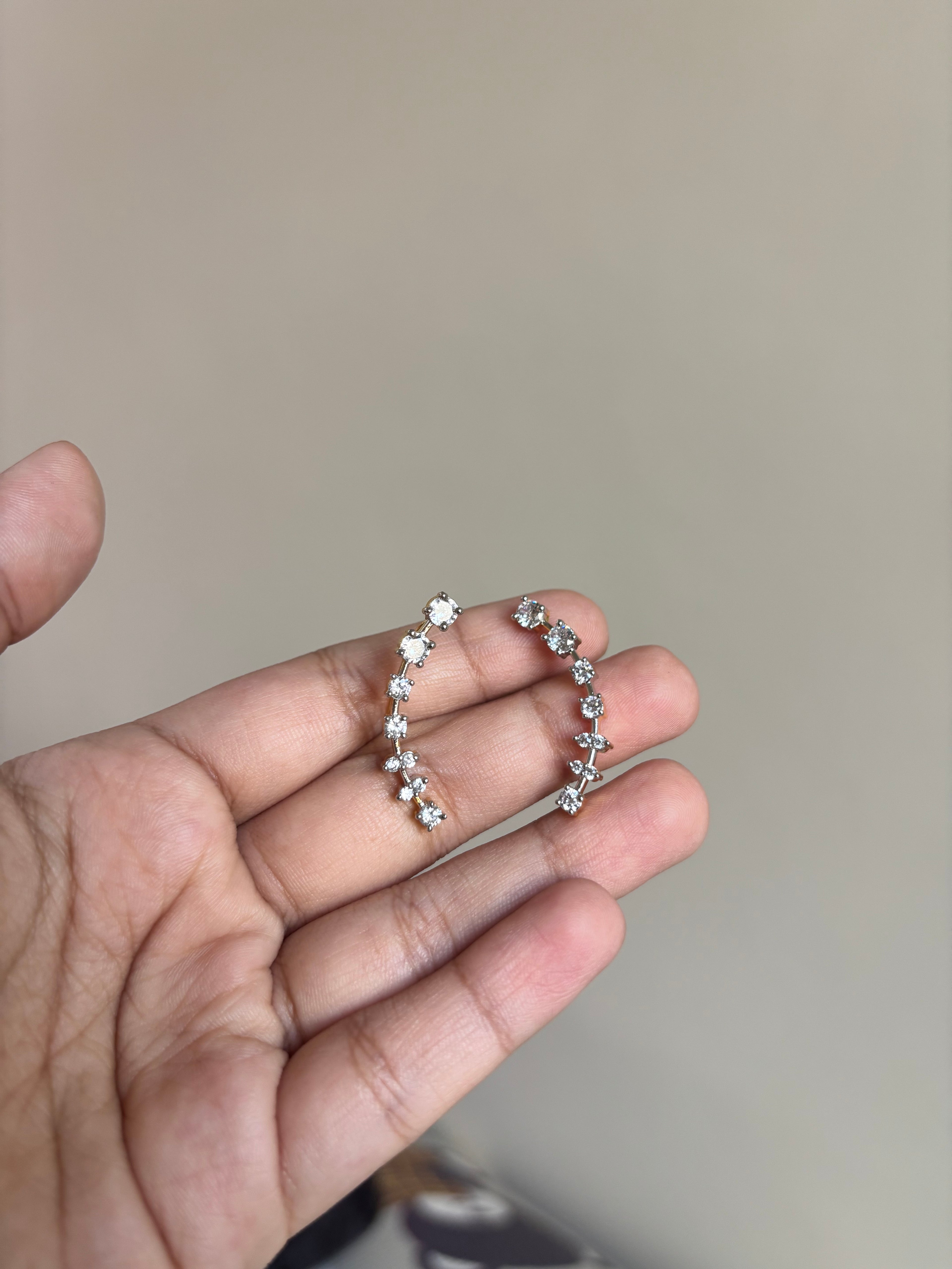 Ad cuffs