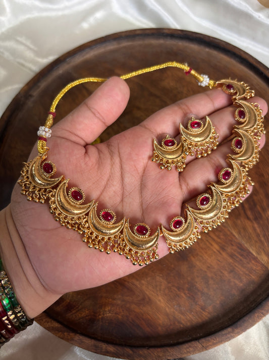 Chandhbali necklace