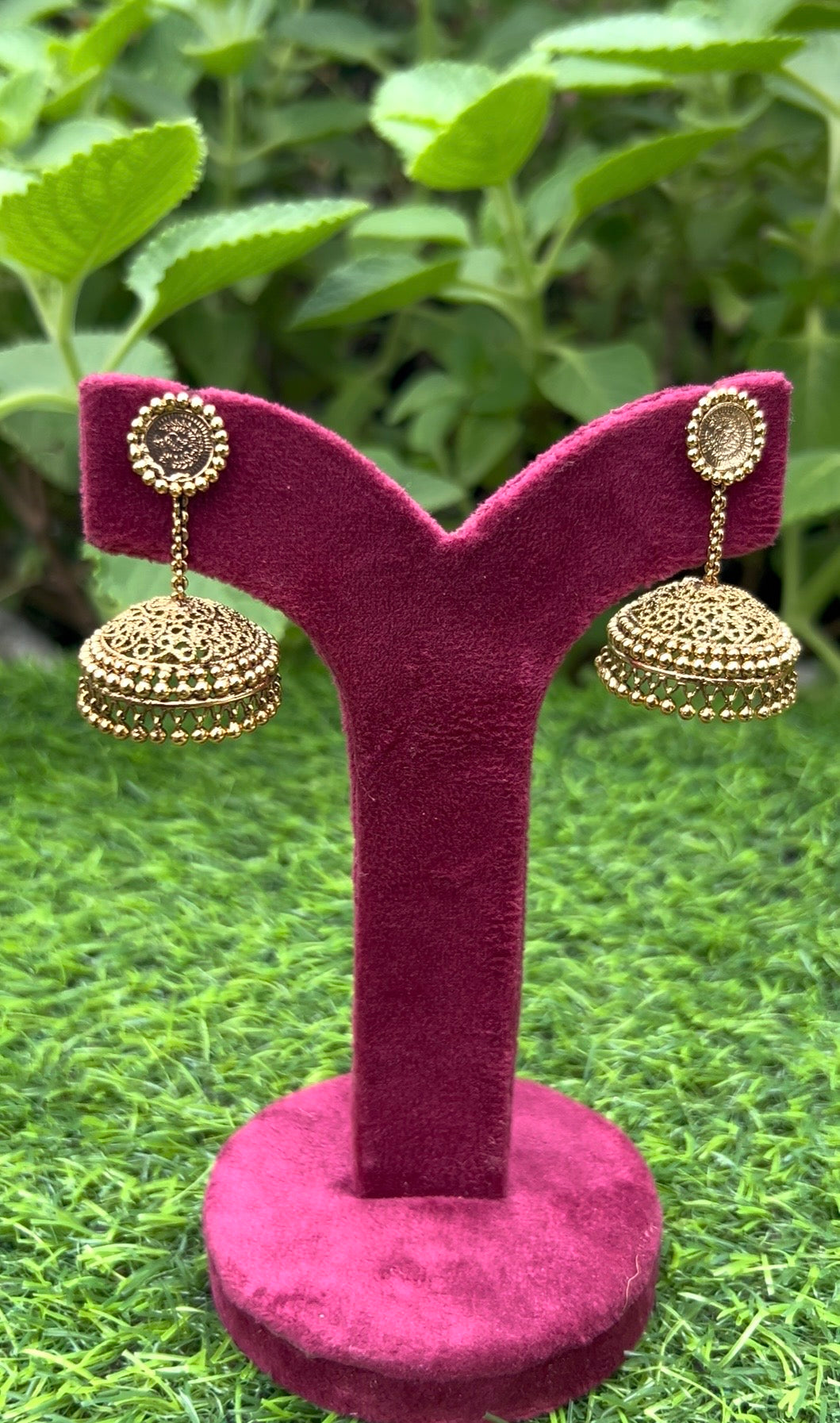 Antique string jhumka