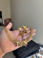 Screwable necklace