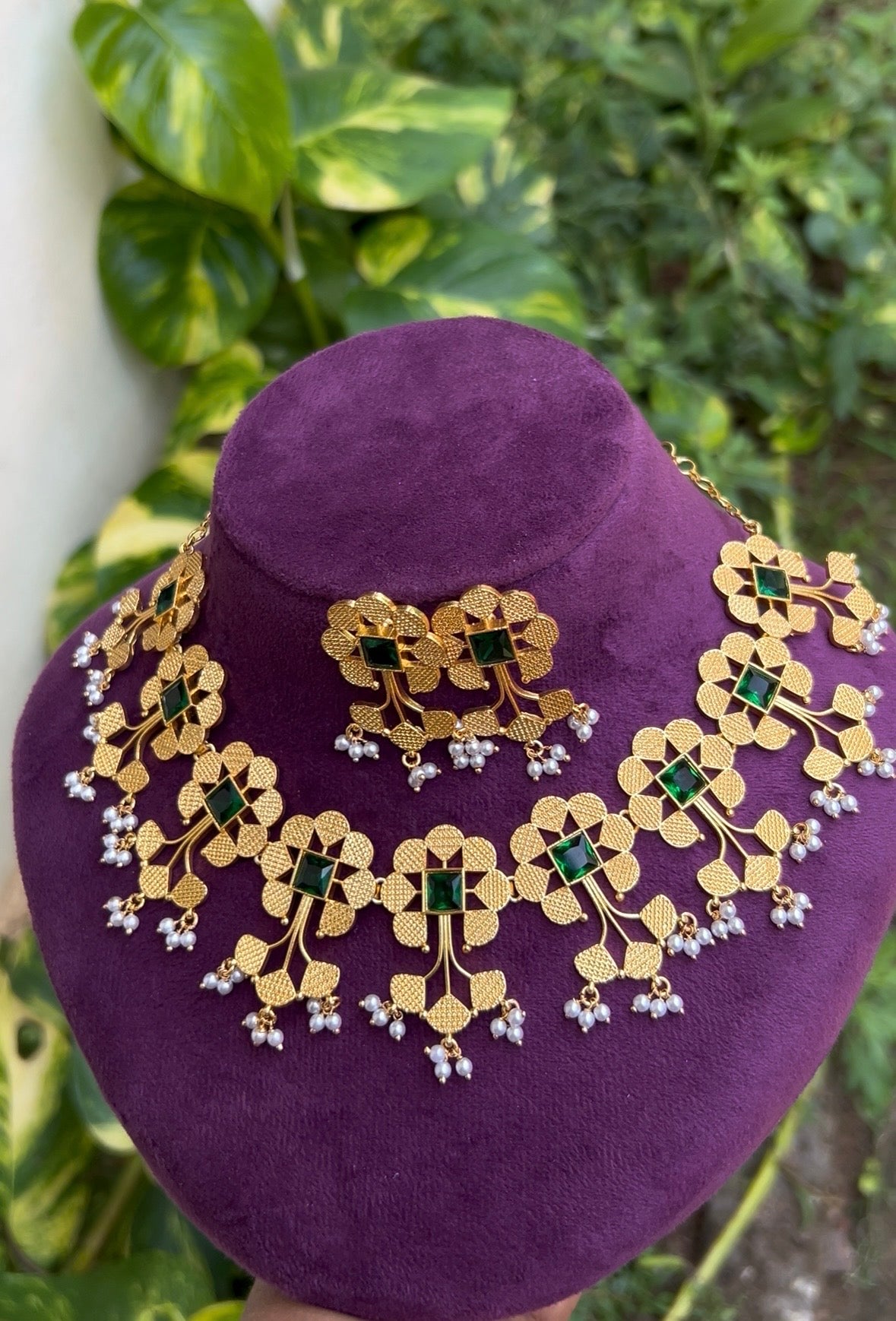 Floral vriksham