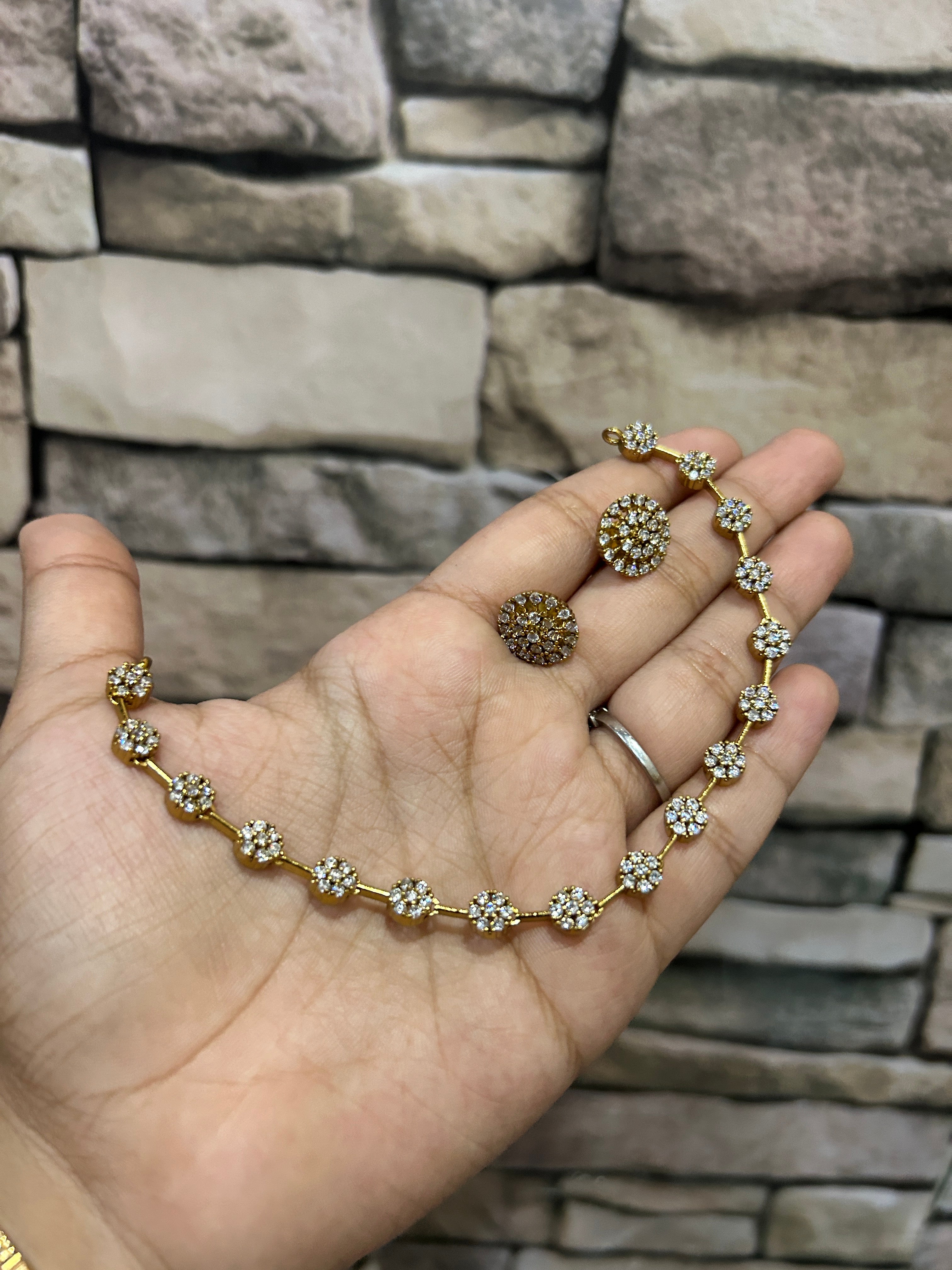 Single layer stone necklace-1