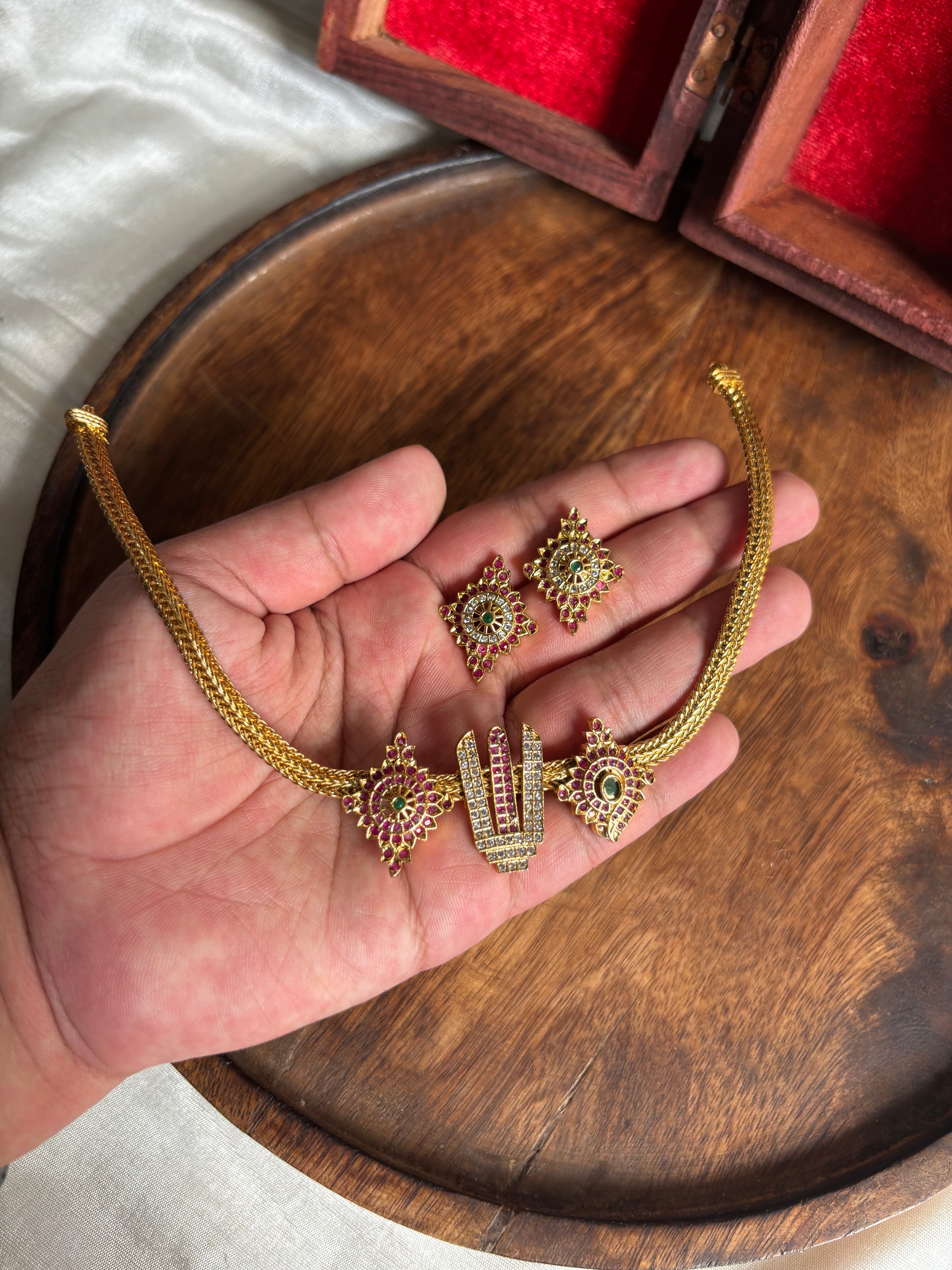 Venkateshwara choker