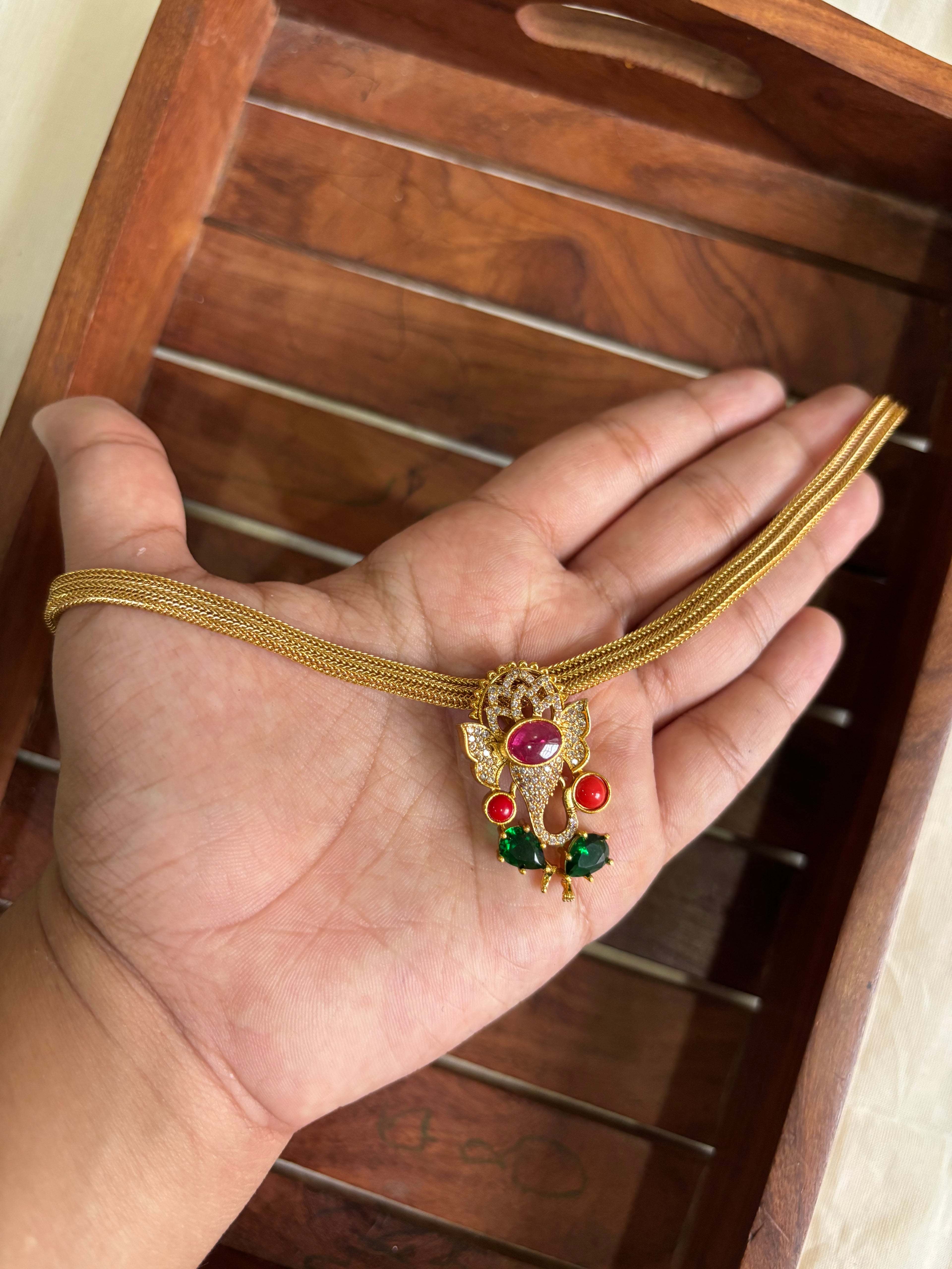 Ganesha adigai