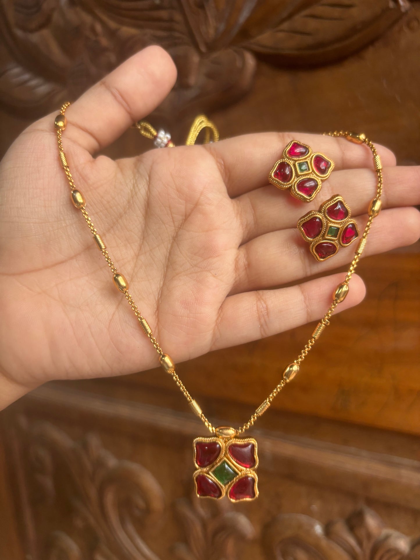 Pendent sets