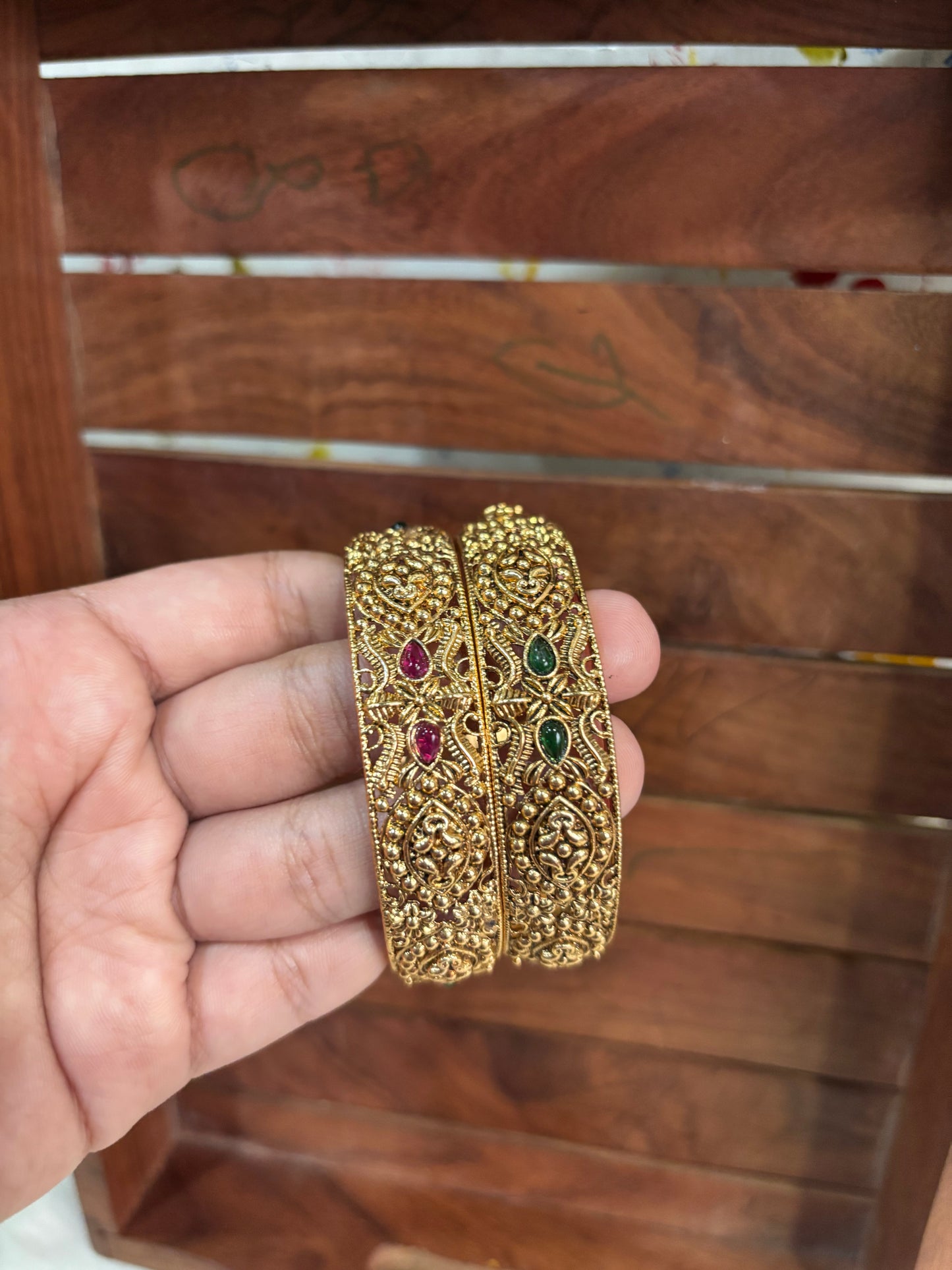 Bridal bangles
