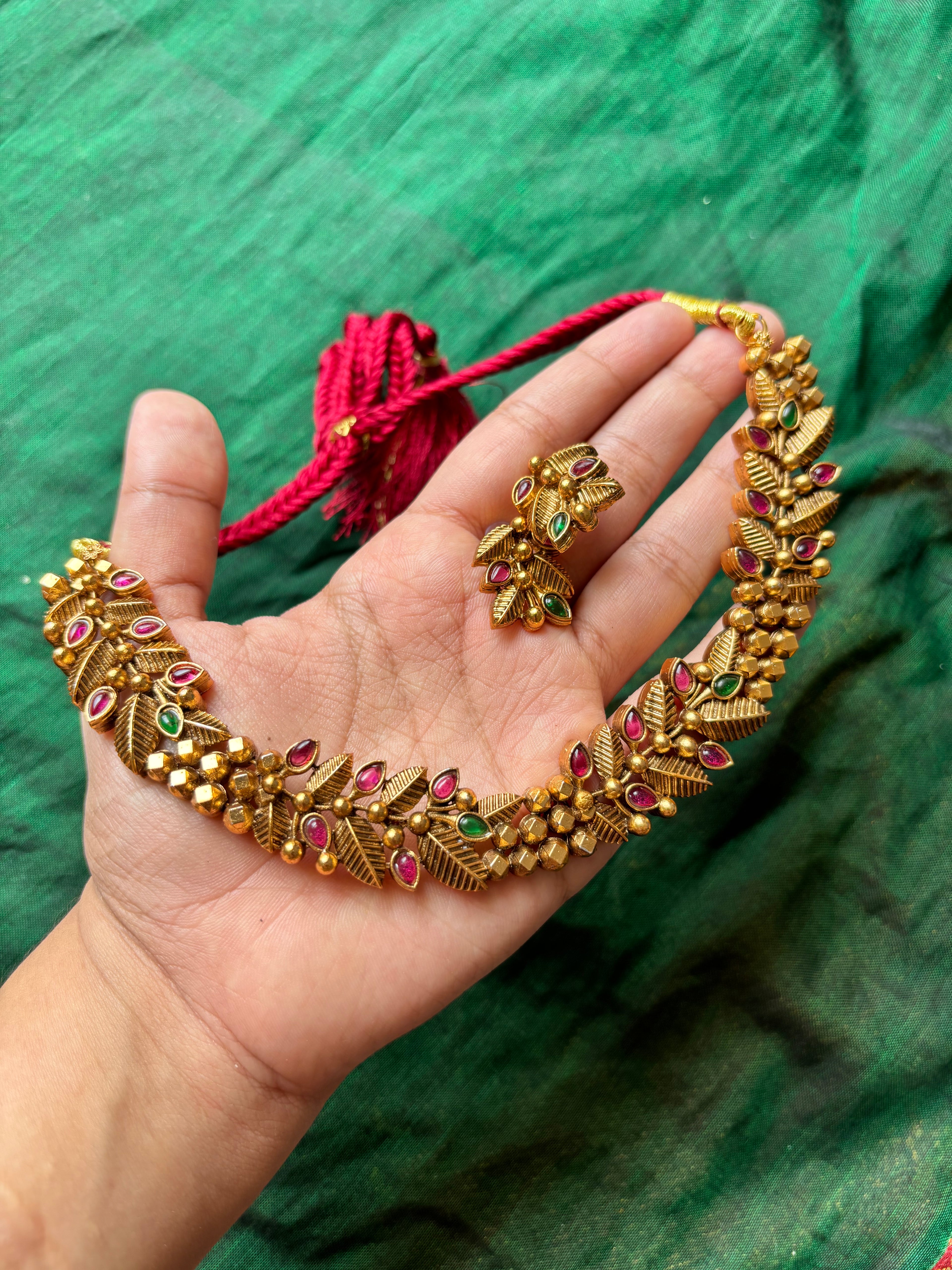 Floral hasli